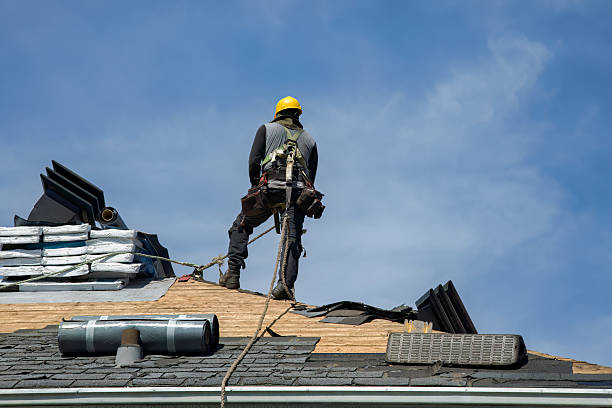 Professional Roofing technician working in Herndon, PA